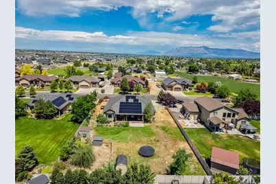 3233 W 1680 N, Clinton, UT 84015 - Photo 56