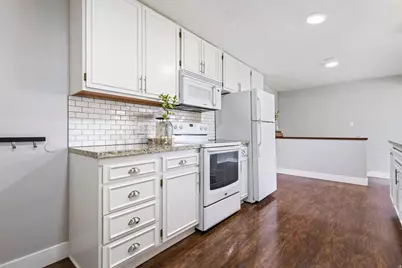 339 E 6230 S, Murray, UT 84107 - Photo 8