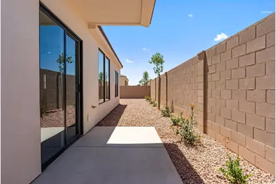 2401 Patricia Dr, Santa Clara, UT 84765 - Photo 6