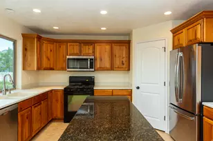 245 E 9500 S, Paradise, UT 84328 - Photo 6