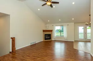 245 E 9500 S, Paradise, UT 84328 - Photo 4