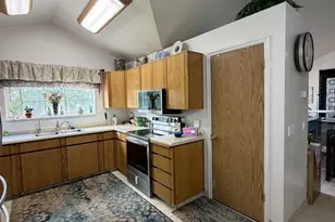 6951 W 4065 S, West Valley, UT 84128 - Photo 4