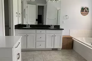 10588 S Beach Comber Way W, South Jordan, UT 84009 - Photo 12