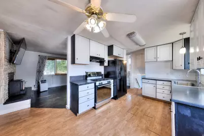 405 Wingate Ave, Moab, UT 84532 - Photo 4