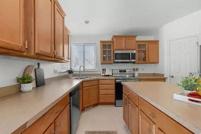 3720 W Cranberry Loop, Lehi, UT 84043 - Photo 8