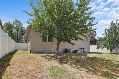 3720 W Cranberry Loop, Lehi, UT 84043 - Photo 28