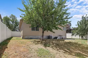3720 W Cranberry Loop, Lehi, UT 84043 - Photo 28