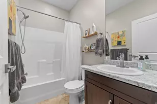 4927 W Daybreak Pkwy, South Jordan, UT 84009 - Photo 16