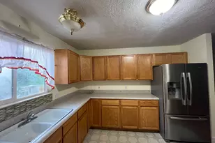 632 W 200 N, Salt Lake City, UT 84116 - Photo 6