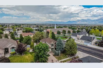 5614 W Draft Horse Ct, Herriman, UT 84096 - Photo 36