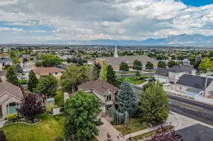 5614 W Draft Horse Ct, Herriman, UT 84096 - Photo 36