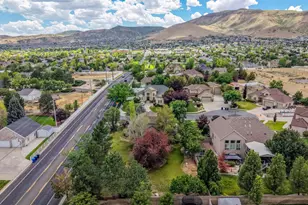 5614 W Draft Horse Ct, Herriman, UT 84096 - Photo 38