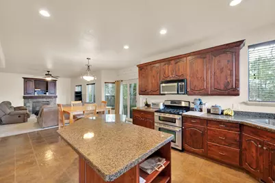 5614 W Draft Horse Ct, Herriman, UT 84096 - Photo 12