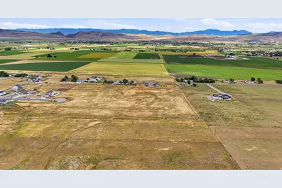 16013 N 6125 W, Riverside, UT 84334 - Photo 2