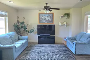 601 W 150 N, Springville, UT 84663 - Photo 2