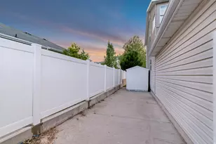 14088 S Coral Dawn Ln W, Herriman, UT 84096 - Photo 2