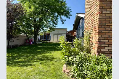 17 S Georgia Cir, Roosevelt, UT 84066 - Photo 20
