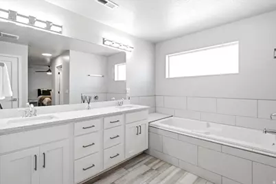 2359 W 3225 S, West Haven, UT 84401 - Photo 18