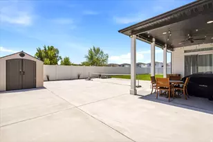 2359 W 3225 S, West Haven, UT 84401 - Photo 28