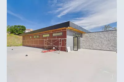 422 N Castor Ln E, Salt Lake City, UT 84103 - Photo 22