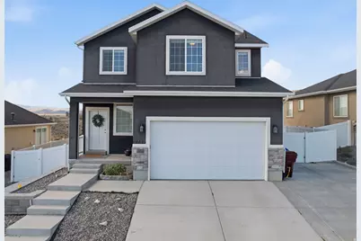 2789 E Clarkstone Dr, Eagle Mountain, UT 84005 - Photo 2