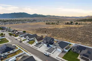2789 E Clarkstone Dr, Eagle Mountain, UT 84005 - Photo 44