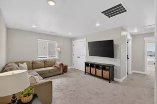 2789 E Clarkstone Dr, Eagle Mountain, UT 84005 - Photo 16