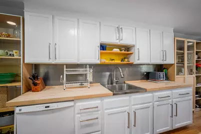 526 E Stringham Ave S, Salt Lake City, UT 84106 - Photo 6