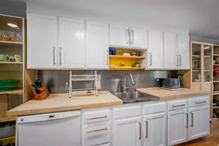 526 E Stringham Ave S, Salt Lake City, UT 84106 - Photo 6