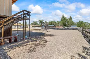 49 W 0200 S, Panguitch, UT 84759 - Photo 34