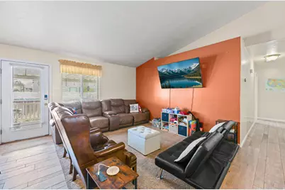 7131 W Dalmatian St, West Valley, UT 84128 - Photo 8