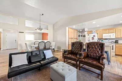 7131 W Dalmatian St, West Valley, UT 84128 - Photo 6