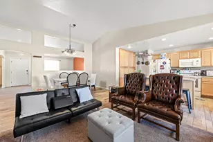 7131 W Dalmatian St, West Valley, UT 84128 - Photo 6