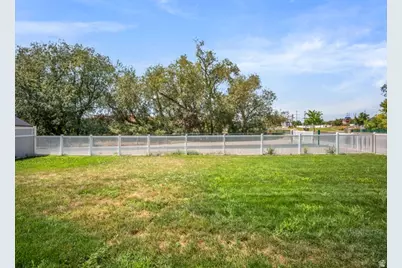 1602 W Rockbridge Dr S, Layton, UT 84041 - Photo 14