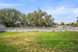 1602 W Rockbridge Dr S, Layton, UT 84041 - Photo 14