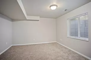 1602 W Rockbridge Dr S, Layton, UT 84041 - Photo 12