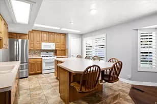 66 E Monticello Dr, Kaysville, UT 84037 - Photo 10
