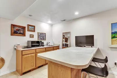 2863 E Fallentine Rd, Sandy, UT 84093 - Photo 38