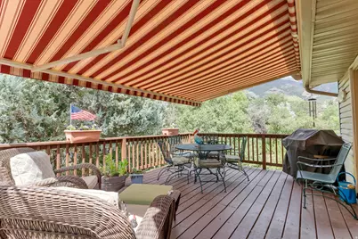 2863 E Fallentine Rd, Sandy, UT 84093 - Photo 8