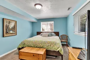 2863 E Fallentine Rd, Sandy, UT 84093 - Photo 42