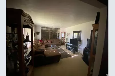 10456 S 3010 W, South Jordan, UT 84095 - Photo 10