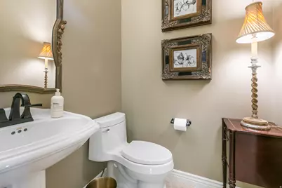 1146 E Woodbriar Cir S, North Salt Lake, UT 84054 - Photo 24