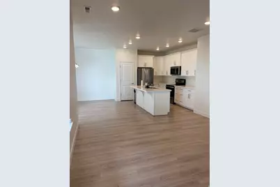 4235 W Anasazi Park Ct, Riverton, UT 84096 - Photo 4