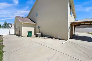 1771 Beaumont Dr, Kaysville, UT 84037 - Photo 42