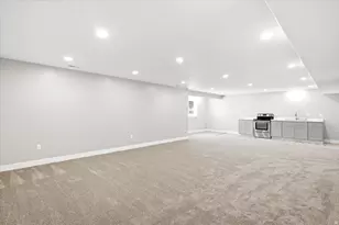 2973 W Red Sand Rd, West Haven, UT 84401 - Photo 18