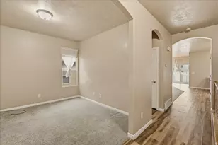 5223 W Swift Water Way, West Jordan, UT 84081 - Photo 4
