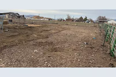 6167 S 2800 W, Lake Shore, UT 84660 - Photo 12