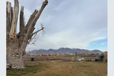 6167 S 2800 W, Lake Shore, UT 84660 - Photo 16