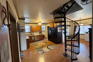 6167 S 2800 W, Lake Shore, UT 84660 - Photo 46