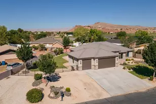 1576 Evergreen Dr, Saint George, UT 84790 - Photo 2